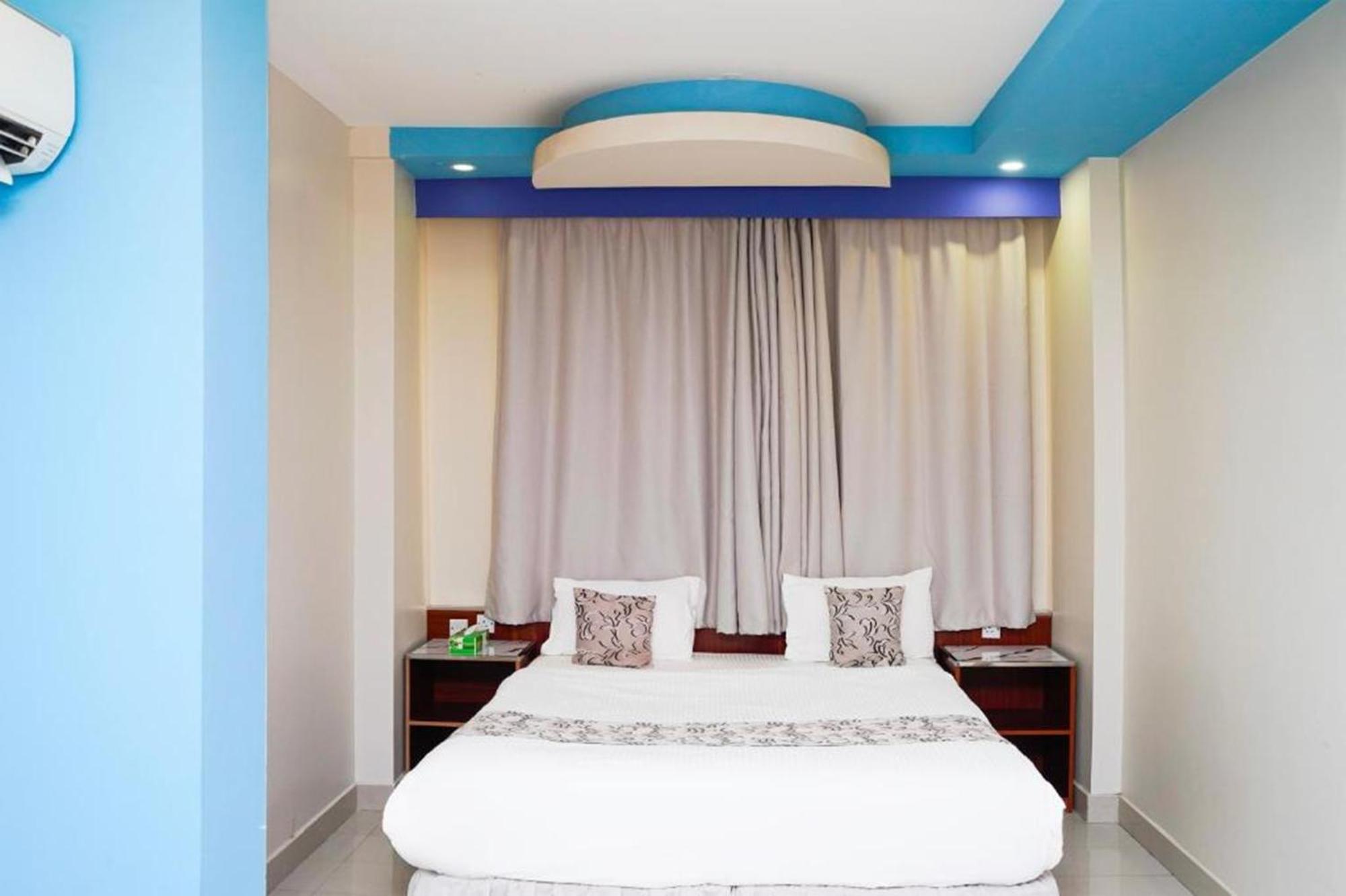 Al Bayrahaa Hotel Apartments Seeb Buitenkant foto