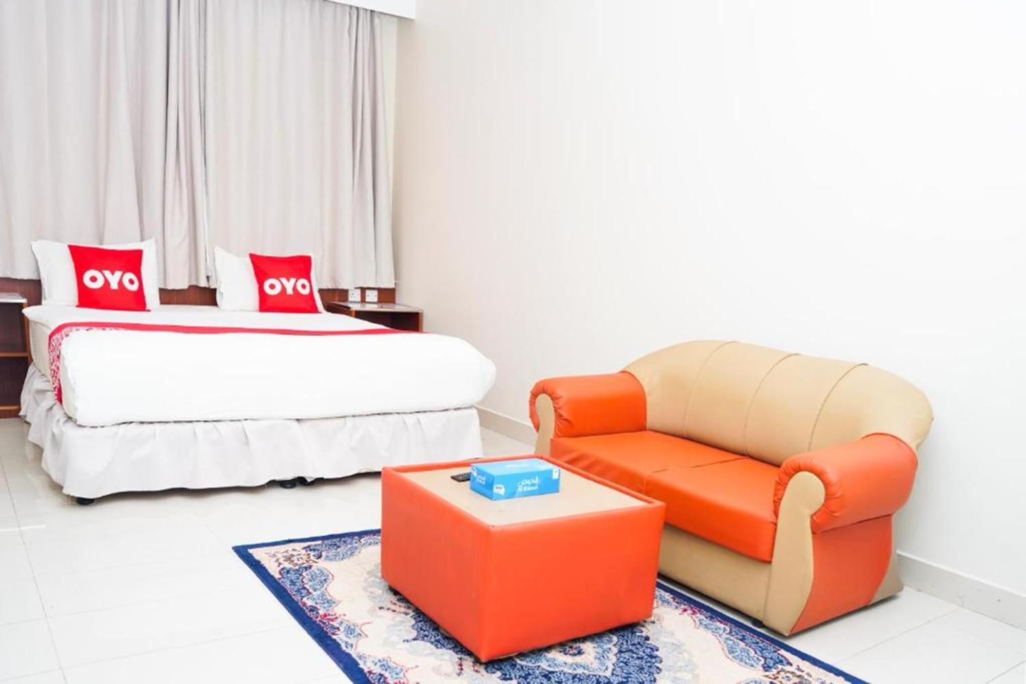 Al Bayrahaa Hotel Apartments Seeb Buitenkant foto