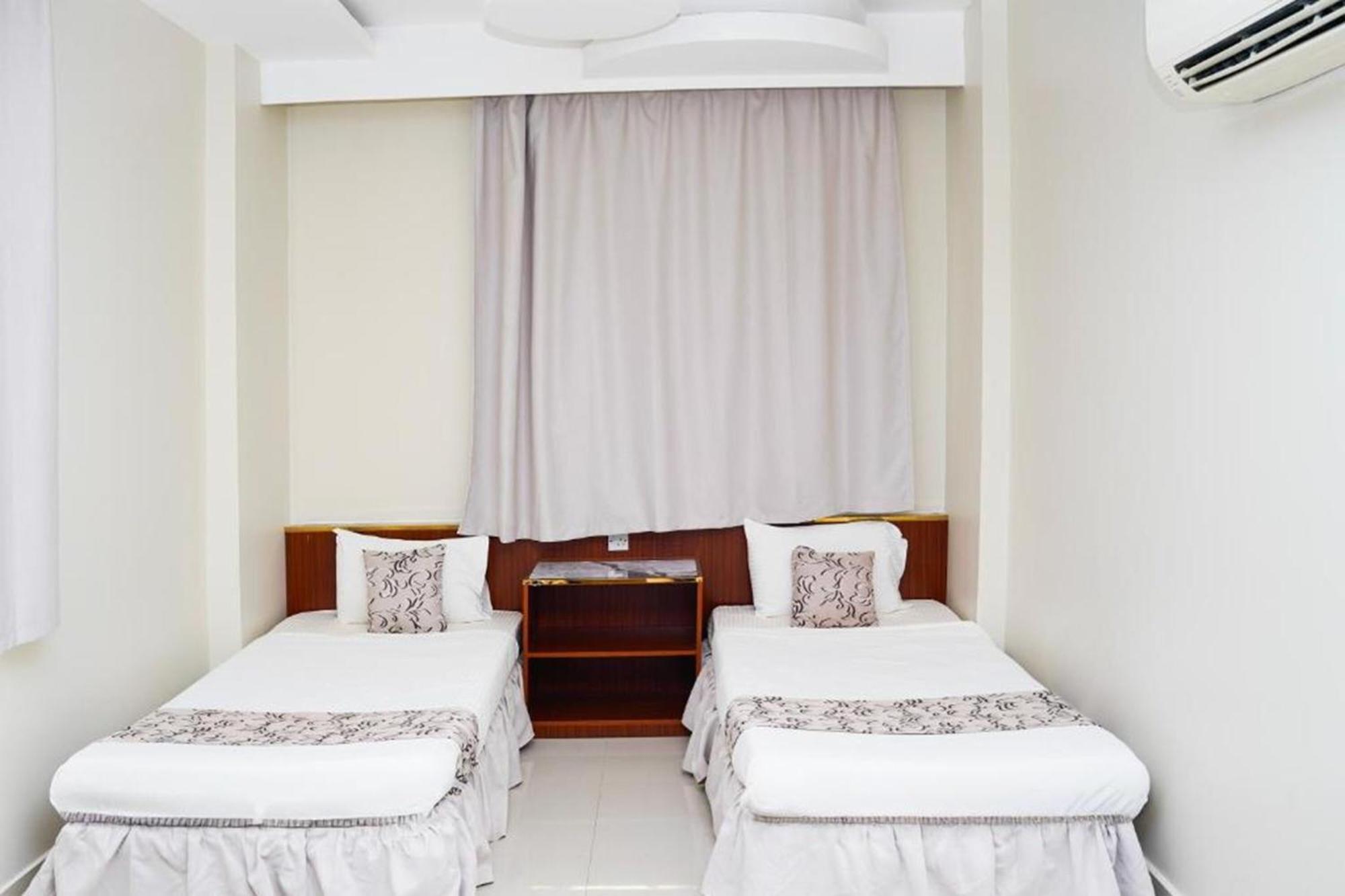 Al Bayrahaa Hotel Apartments Seeb Buitenkant foto
